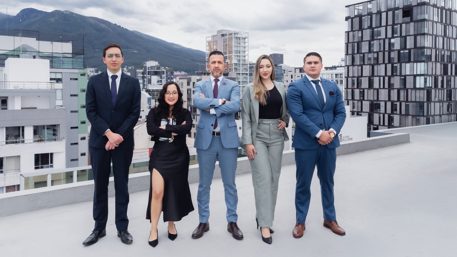Equipo de abogados de Zambrano y Asociados en Quito